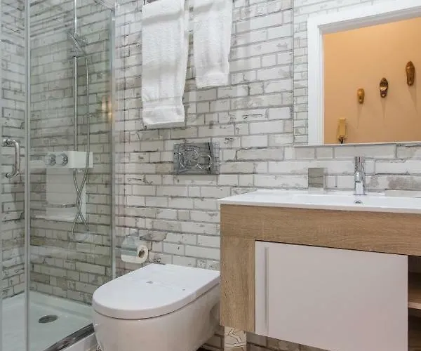 Ohh -s Joao Apartments- Riverside